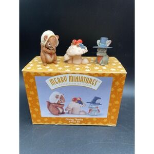Vtg 1996 Hallmark Merry Miniatures Giving Thanks‎ Chipmunk Mouse Thanksgiving